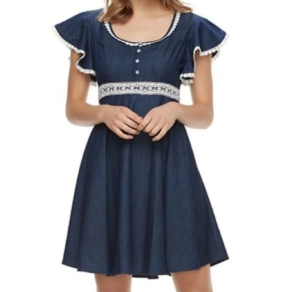Beauty & The Beast - Belle inspired denim chambray dress with flutter sleeves - Picture 2 of 9